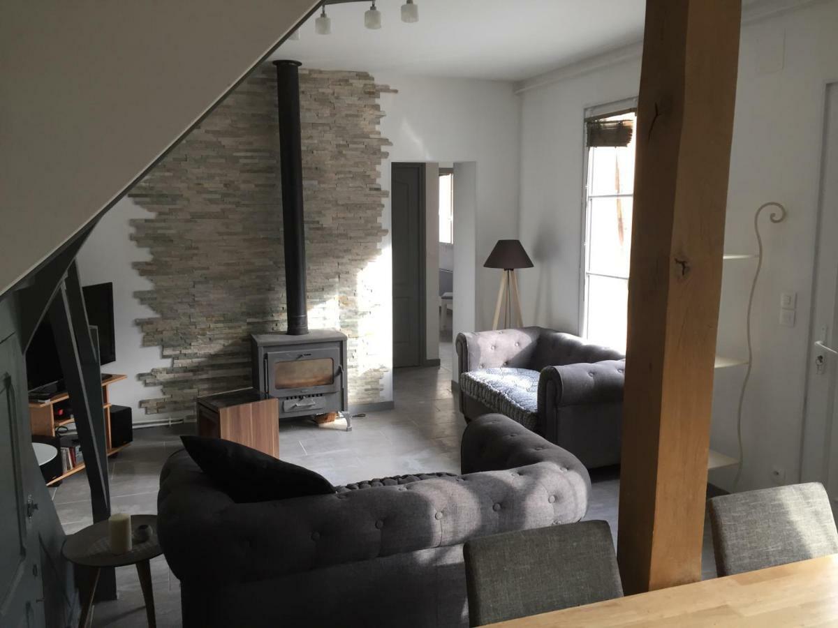 Mansard De Vallet Campagnard Blere Екстериор снимка